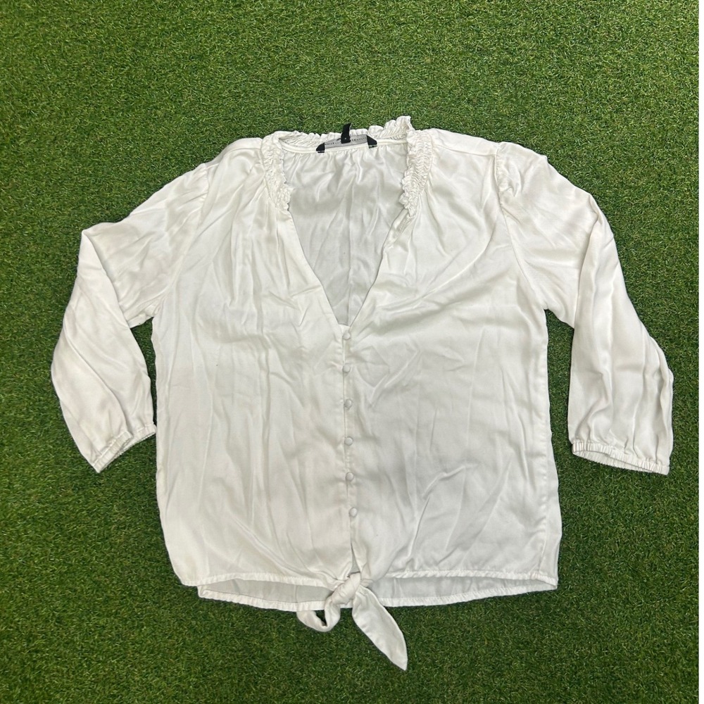 White House Black Market White Ruffle V-Neck Tie-Front Blouse Small